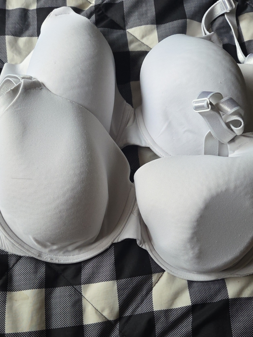 Olga White Underwire Bra - Classic Support
